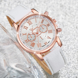 Ensemble de montres élégantes pour femmes, bleu, avec bracelet, collier et boucles d'oreilles en cristal en forme de cœur, montre à quartz analogique tendance - Product Image 4