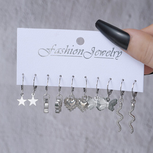 Juego de Aretes de Bisutería, Aros en Tono Dorado y Plateado con Colgante de Mariposa, Accesorios para Mujer, 12 Pares de Estilos Variados - Product Image 4