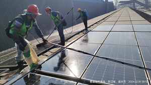 <span class=keywords><strong>RE</strong></span>-YINCAI Industriequalität PV-Anlagen Reinigungsmittel für Betriebende Leitungen 99% Reinheit Farblose Flüssigkeit Sandabriebfest Solar - Product Image 3