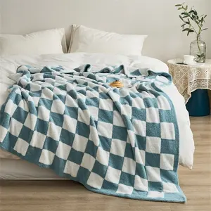 2023 Hot Selling Super Soft Fluffy Checker Double-sided Knitted Throw Plaid Microfiber Blanket For Winter