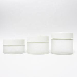 Tarro de Crema de Vidrio Esmerilado de 15g, 30g, 100g, Personalizable con Logotipo Serigrafiado y Tapa de Madera para Crema Contorno de Ojos, Envase para Crema - Product Image 4