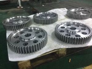 Fabricant OEM forgé grande roue dentée pignon droit roue dentée d'entraînement personnalisée - Product Image 4