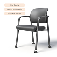 Chaise de conférence/formation en cuir durable et tendance avec fonction pivotante, design moderne, personnalisable pour les espaces commerciaux