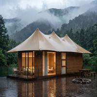 Tente de glamping modulaire 1050g en PVDF imperméable avec paroi vitrée pour complexe de luxe