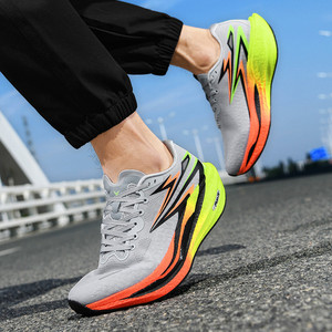 Zapatillas Deportivas Casuales Eléctricas Voladoras 2025 para Hombre y Mujer, Modelo Red Rabbit con Placa de Carbono, Amortiguación y Malla Transpirable - Product Image 4
