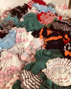 Liquidation Tiger : <span class=keywords><strong>Lot</strong></span> de chaussettes moelleuses mixtes pour hommes et femmes, <span class=keywords><strong>en</strong></span> polaire corail, chaussettes d'intérieur chaudes et duveteuses pour l'hiver, assortiment aléatoire, <span class=keywords><strong>pas</strong></span> <span class=keywords><strong>cher</strong></span> Mexique - Product Image 4