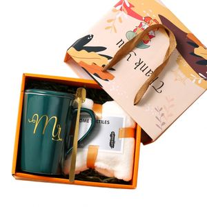 X527 2026 Meilleure Vente Ensemble Cadeau Personnalisé Tasse en Céramique et Serviette – Idéal Thanksgiving, Saint-Valentin, Mariage, Anniversaire, Cadeaux de Remerciement - Product Image 2