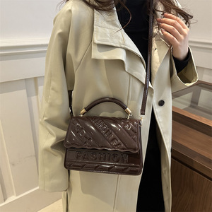 Nuova Borsa a Tracolla Monospalla 2025 dal <span class=keywords><strong>Design</strong></span> Elegante <span class=keywords><strong>e</strong></span> alla <span class=keywords><strong>Moda</strong></span>, Stile Occidentale, Tinta Unita, Fresca <span class=keywords><strong>e</strong></span> Portatile, con Texture Distintiva - Product Image 3