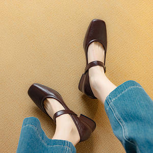 Chaussures pour femmes printemps-automne 2025, chaussures plates à talon compensé avec bride à la cheville, style rétro français, chaussures décontractées - Product Image 2