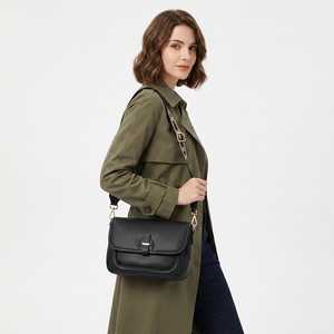 Sac à bandoulière vintage noir aspect cuir avec fermeture éclair, sac à rabat portable pour femme pour les trajets quotidiens - Product Image 4
