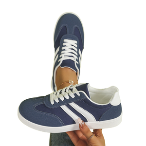 Chaussures de sport pour femmes, baskets plates en maille d'automne, lacets, chaussures de course, haute valeur chromatique, tendance de la mode, chaussures de marche - Product Image 2