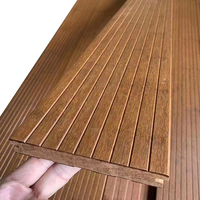 Plancher en bois massif Merbau / Teak