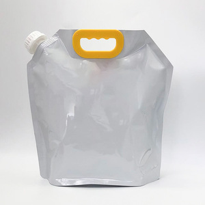 Bolsa de Plástico Reutilizable con Boquilla Vertical de Aluminio de Grado Alimenticio de 5L y 10L para Vodka, Cerveza, Vino, Agua y Bebidas - Product Image 1