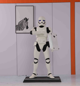 Sculptures en fibre de verre Star Wars grandeur nature de 4 pieds, statues Kaw, grandes décorations pour la maison, personnages d'anime, vente en gros - Product Image 4