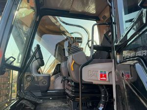 Excavadora Usada CAT 330D2L en Venta, Excavadora de Cadenas de 30 Toneladas de Segunda Mano a Precio de Fábrica, Disponible en Stock - Product Image 3