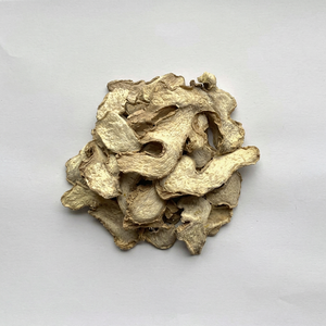 Gingembre Séché en Tranches de Haute Qualité en Vrac, Thé aux Herbes en Feuilles, Flocons de Gingembre Naturel Déshydraté pour le Thé et l'Assaisonnement Culinaire - Product Image 1
