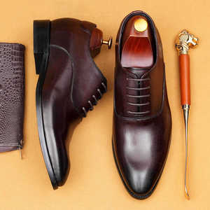 Chaussures Richelieu en cuir véritable de haute qualité pour hommes, style décontracté et professionnel, design intemporel, nouvelle collection britannique, bout pointu, pour marié, 2025 - Product Image 3