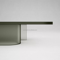 Nouvelle arrivée Table basse en acrylique gris mat de luxe légère à usage domestique Table d'angle en acrylique au design moderne