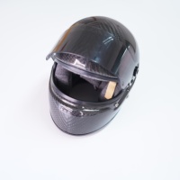 Casque personnalisé en usine OEM Casque intégral en fibre de carbone léger et résistant aux chutes
