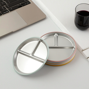 Offre Spéciale pour tout-petits de 9 pouces plaque ronde pour bébé Non toxique 304 plaque ronde en silicone pour bébé en acier inoxydable avec aspiration - Product Image 6