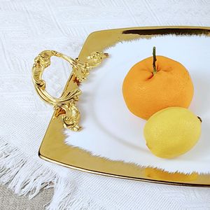 Piatto da 16 pollici grande in ceramica bianca con manico in metallo placcato oro per decorazione regalo di nozze vassoio in ceramica fatto a mano - Product Image 3