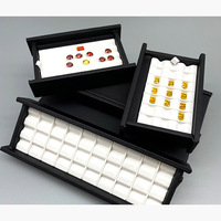 Plateau de présentation pour pierres précieuses noires avec couvercle en cuir PU et velours, design quadrillé, fermeture à cordon, boîte de rangement pour pierres en vrac et bijoux