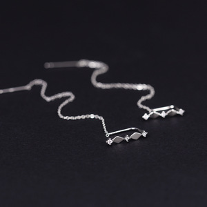 Orecchini Pendenti Lunghi Ispirati alla Francia per Donne, Eleganti a Forma di Diamante, Gioielli alla Moda che Valorizzano il Viso - Product Image 4