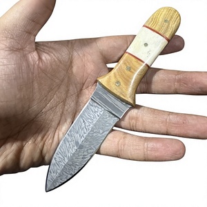 Couteau de chasse et de survie à lame fixe mini, en acier Damas artisanal, pointe tombante, manche en bois, qualité industrielle, pour revendeurs OEM 58/60 - Product Image 5