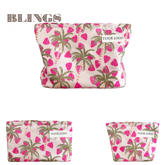 Wholesale Custom Logo Palm Tree Modern Cosmetic Bag Lightweight Zipper Closure Large Capacity Plaid Cosmetic Makeup Bag Pouch