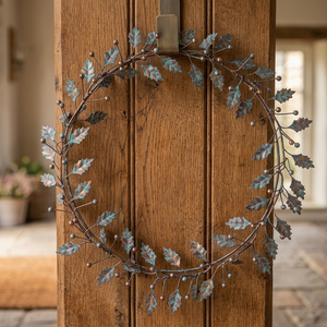 Corona de Hojas de Roble Metálica Rústica, Hecha a Mano, Decorativa, Redonda, Sin Luces, para Colgar en Puerta o Pared - Product Image 6