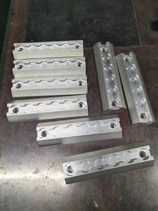 Carga <span class=keywords><strong>de</strong></span> aluminio camión <span class=keywords><strong>de</strong></span> carga logística restricción <span class=keywords><strong>de</strong></span> carga L pista para control <span class=keywords><strong>de</strong></span> carga <span class=keywords><strong>de</strong></span> <span class=keywords><strong>camiones</strong></span> - Product Image 2