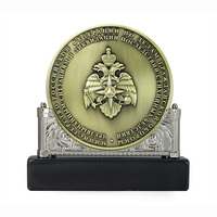 Trophée personnalisé en alliage de zinc moulé en 3D, plaqué laiton antique, cadeau promotionnel, souvenir, figurine, statue, médaille avec support