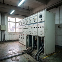 Unité de Commutation Annulaire Isolée Solide XGN-12 12kV 630A Sans SF6 RMU IP67 CE IEC 62271 Appareillage de Commutation Moyenne Tension Usine OEM