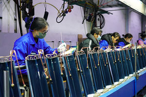 TCL <span class=keywords><strong>Minisplit</strong></span> Aire Acondicionado 9000btu 12000btu 18000btu 24000btu Stock Suministro <span class=keywords><strong>220V</strong></span> 50Hz AC Aire Acondicionado para el hogar Unidades interiores - Product Image 5