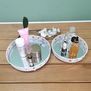 Plateau de service et de rangement pour bijoux en métal blanc de luxe, personnalisé, écologique et réutilisable, pour la décoration intérieure et l'utilisation sur le bureau de salon - Product Image 4