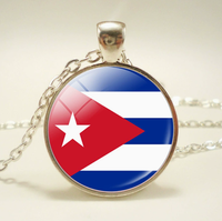Collier léger avec pendentif drapeau de la Croatie, ajustable, en alliage, avec cabochon en verre brillant, série drapeaux des pays