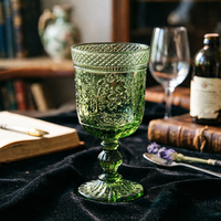 Verres à vin vintage personnalisés en gros, flûtes à champagne à motif gaufré pour mariages et fêtes
