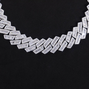 สร้อยคอแฟชั่นแบบ Cuban Link ชุบทอง 18K เงินแท้ 925 ประดับเพชร Moissanite เกรด VVS รับรองโดย GRA สไตล์ฮิปฮอป ทรงบาแกตต์ - Product Image 2