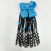 Nouvelle Arrivée : Queue de cheval tressée pour enfants avec extrémité bouclée, tresses cornrows, pinces de type papillon rouges et nœud papillon rouge pour fille