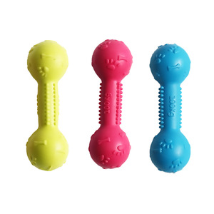 Juguete de dentición con forma de mancuerna con estampado de pata de cachorro, juguete masticable duradero y resistente a las mordidas para perros, tamaño pequeño, amarillo, verde, rojo rosa, azul, rosa, cielo - Product Image 3