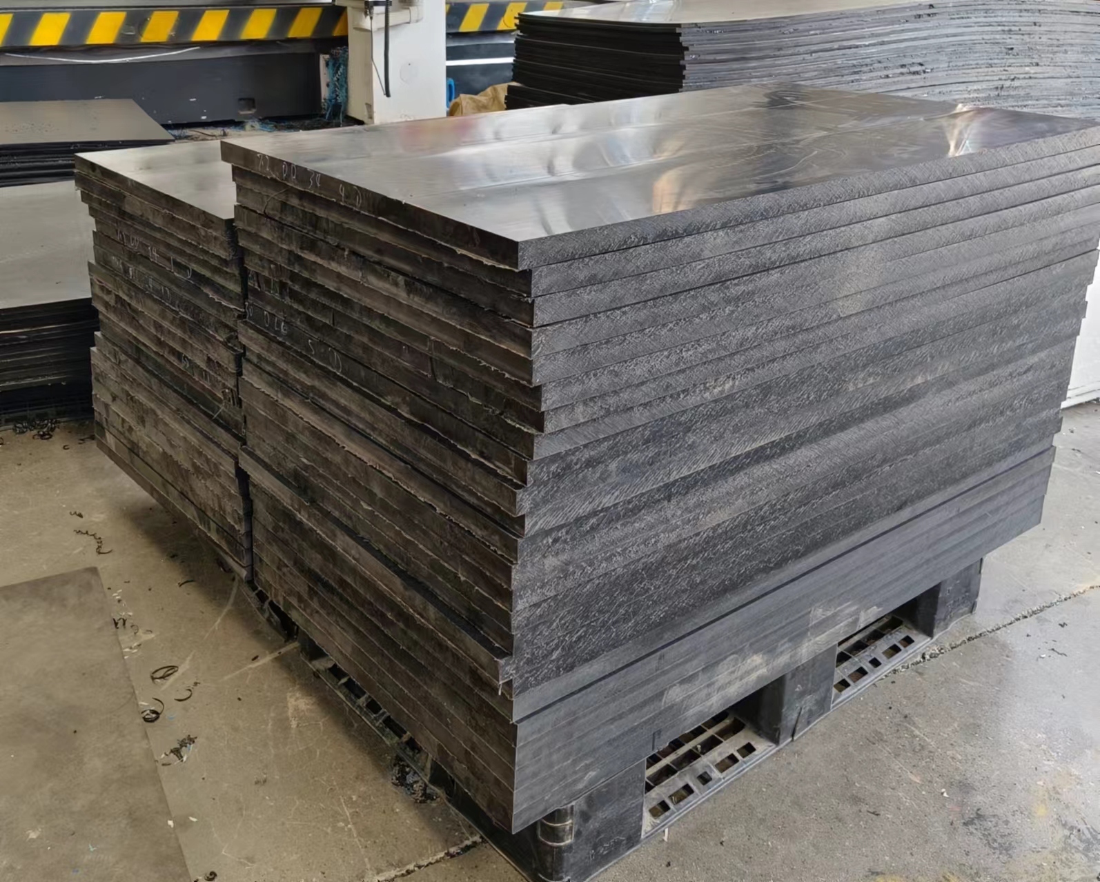 Supply Anti-slip Plastic Sheet Polyethylene Paving Slabs Paving Slabs ...