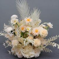 Guirlande de fleurs artificielles en soie pour mariage, rangée de verdure d'eucalyptus, chemin de table, centre de table, arrangement floral pour scène en T