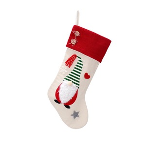 Calcetín Navideño Decorativo con Muñeco sin Rostro, Calcetín Navideño para Decoración del Hogar, Artículos Navideños - Product Image 5