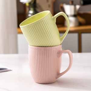 <span class=keywords><strong>Tazas</strong></span> <span class=keywords><strong>de</strong></span> cerámica <span class=keywords><strong>de</strong></span> alta calidad Mango cómodo colorido Diseño personalizado único <span class=keywords><strong>Tazas</strong></span> <span class=keywords><strong>de</strong></span> regalo familiar <span class=keywords><strong>Tazas</strong></span> más vendidas - Product Image 4