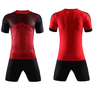 Uniforme de Fútbol Transpirable de Poliéster de Color Sólido de Primera Calidad con Logotipo Personalizado, Último Diseño para Hombres Adultos, Venta al Por Mayor 2026 - Product Image 1