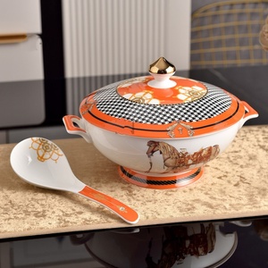 Service de table en porcelaine fine de luxe, assiettes, théière et tasses, vaisselle design avec motif cheval pour 12 personnes - Product Image 3
