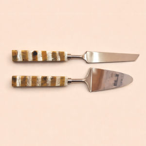 Juego de Cubiertos de Resina y Acero Inoxidable de Diseño Artesanal, Utensilios para Postre con Mango de Resina, Diseño Novedoso para la Mesa del Hogar y la Cocina - Product Image 2