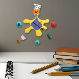Horloge murale colorée personnalisée en résine silencieuse avec éclaboussures d'encre - Product Image 4