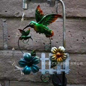 Lampe solaire de jardin en forme de colibri, LED, à fixation murale, résistante à l'eau, décoration extérieure - Product Image 1