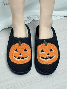 Última pareja Halloween calabaza cara patrón rizado piel sintética felpa pantuflas con Super suave TPR suela cálida Otoño Invierno zapatos de casa - Product Image 3